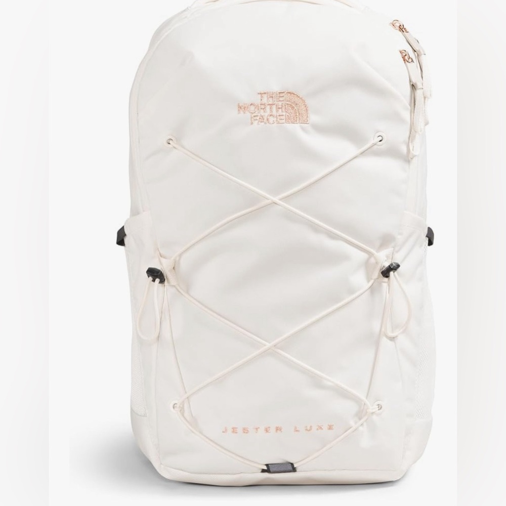 The North Face Women's Jester Luxe Everyday Laptop Backpack, rose gold zipper